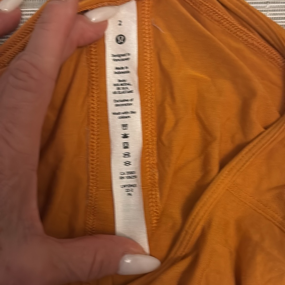 Lululemon Tank - Picture 5 of 5
